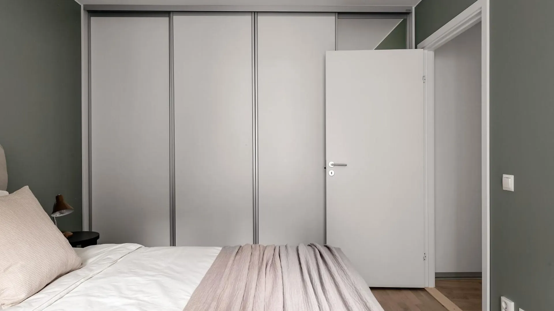 Stylish Waterfront Apt 스톡홀름 아파트